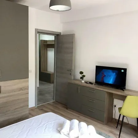 Lira * Эфорие Норд